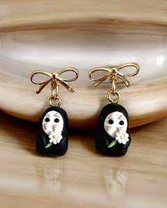 No Face Dangle (Pre-order)